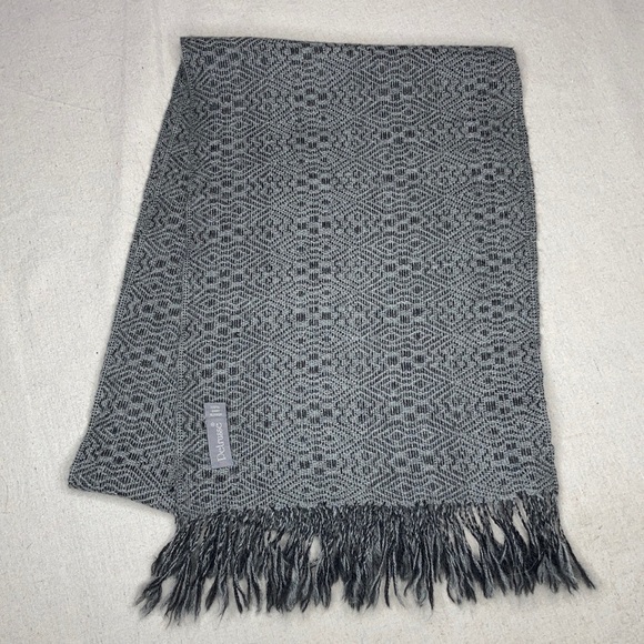Petrusse Accessories - Petrusse Alpaca Scarf